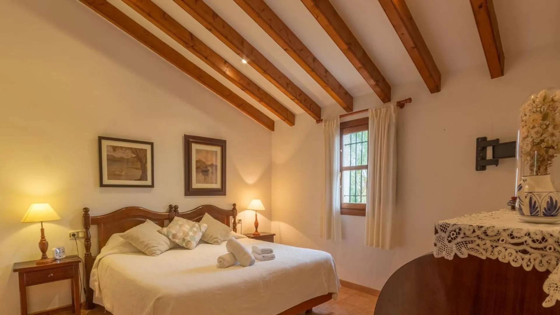 Country House For 9 Guests, Búger 0*,  Hiszpania
