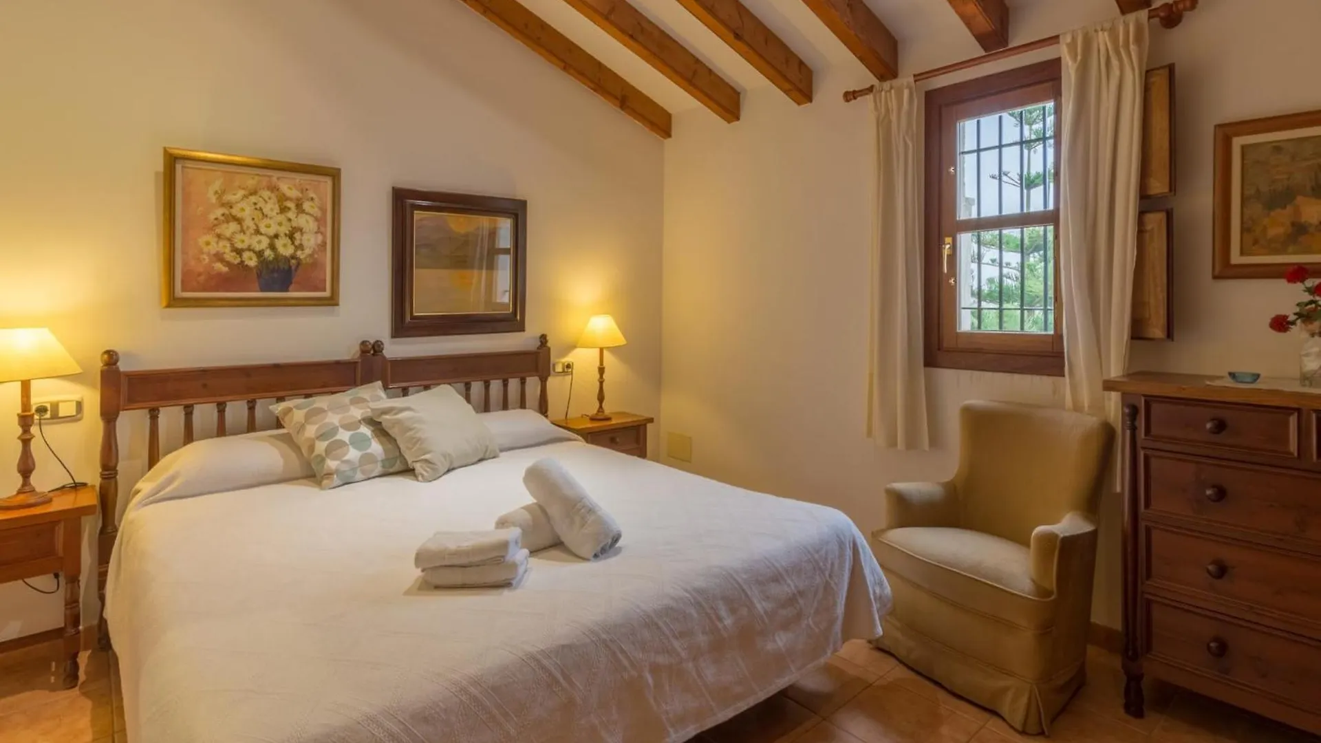 Country House For 9 Guests, Búger Dom wakacyjny